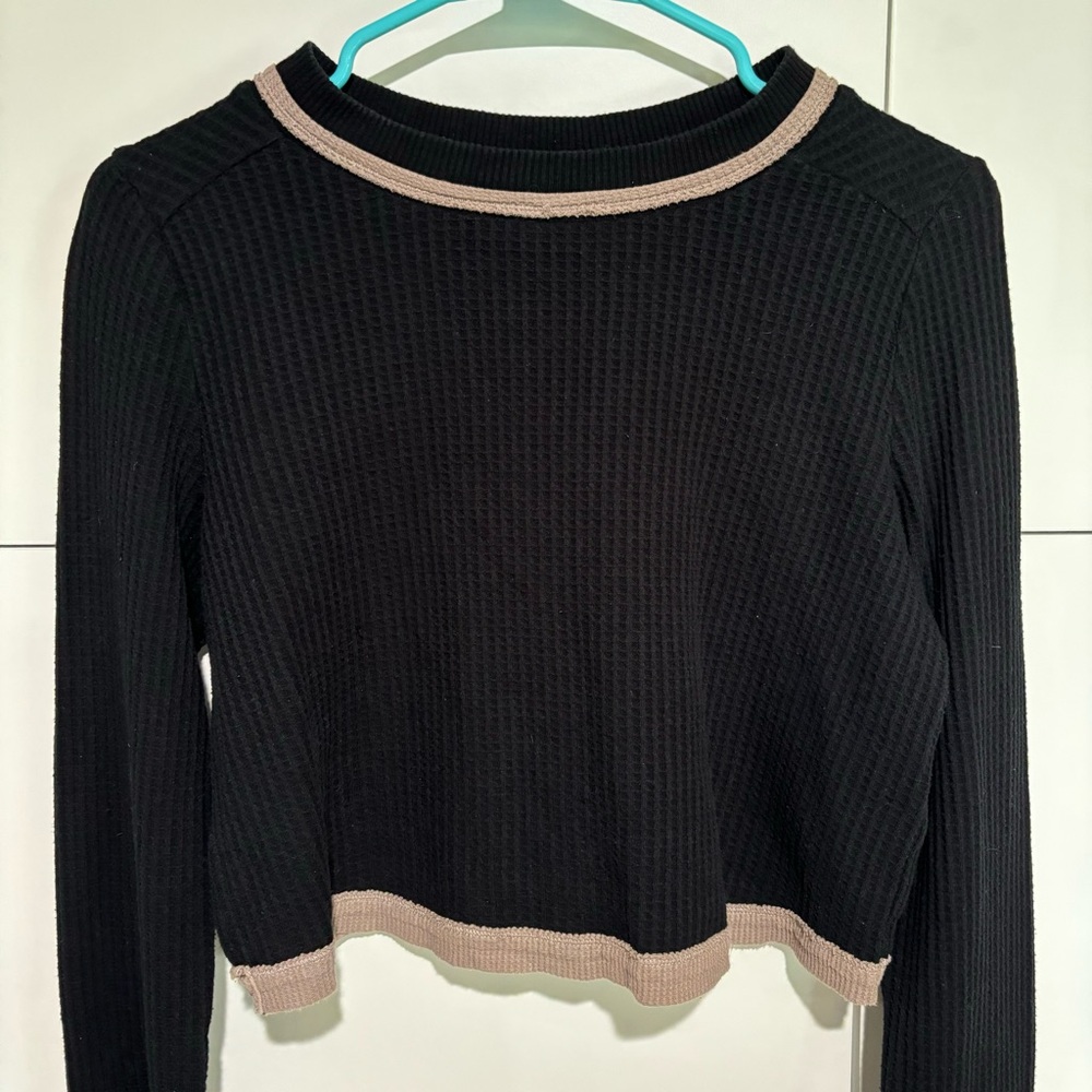 Free People Movement Womens Cropped Top Black Waffle Knit Small Embellished Cuff